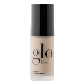 Glo Skin Beauty - Luminous Liquid Foundation SPF 18 - Porcelain 30 ml hos parfumerihamoghende.dk 
